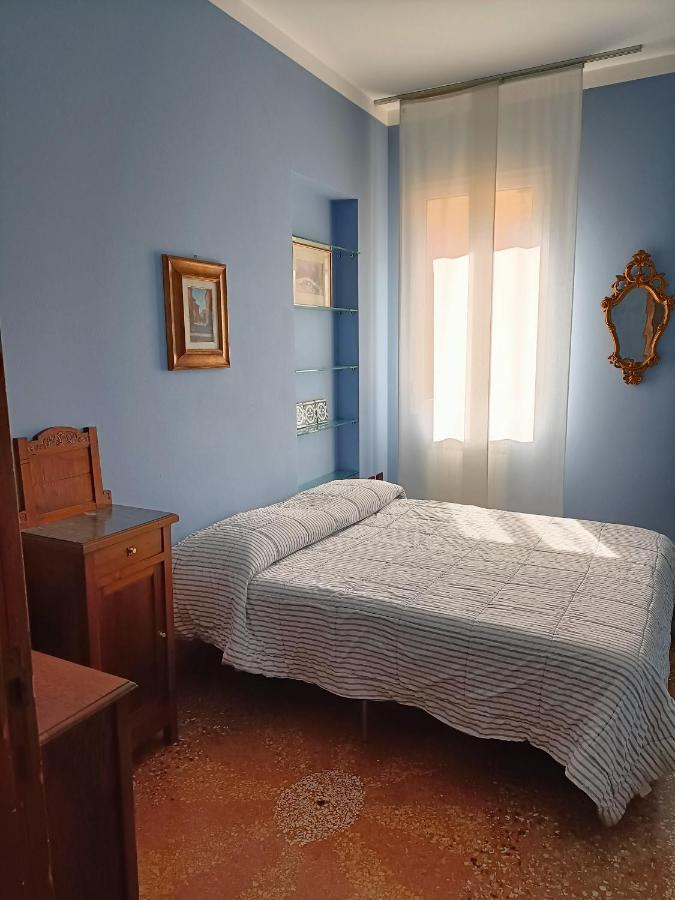Sun Studio Appartement Bologna Buitenkant foto