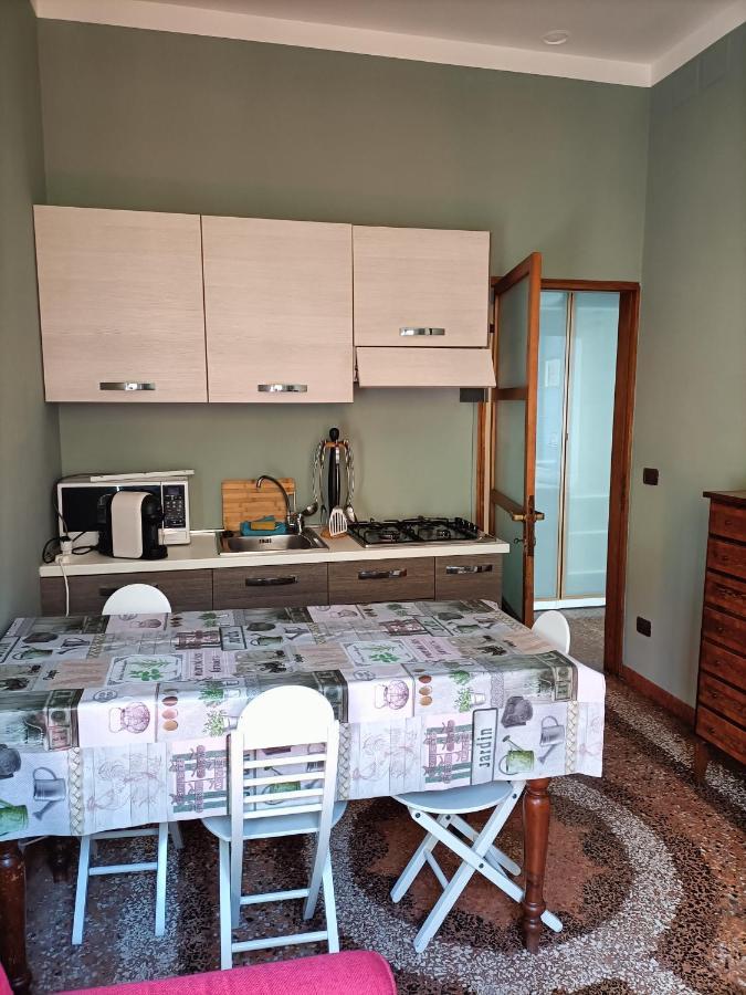 Sun Studio Appartement Bologna Buitenkant foto